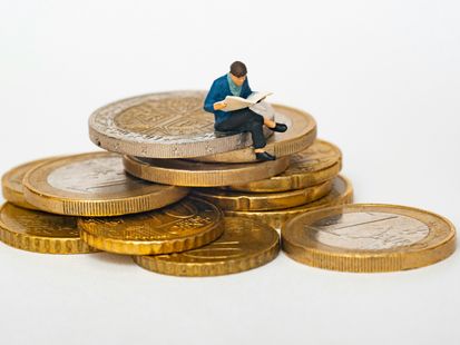 Mopet 96 Kft. rólunk