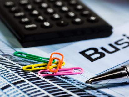 Mopet 96 Kft. rólunk