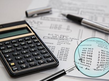 Mopet 96 Kft. rólunk